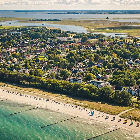 Strandvilla Zingst- Ap 04 *